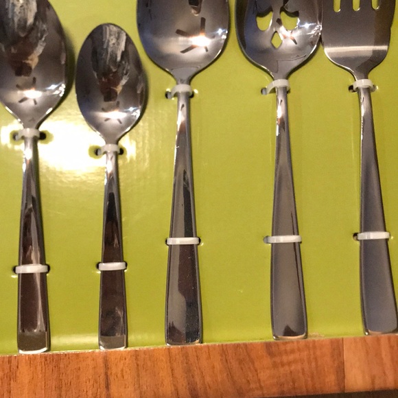 51 piece serving set - Picture 3 of 5